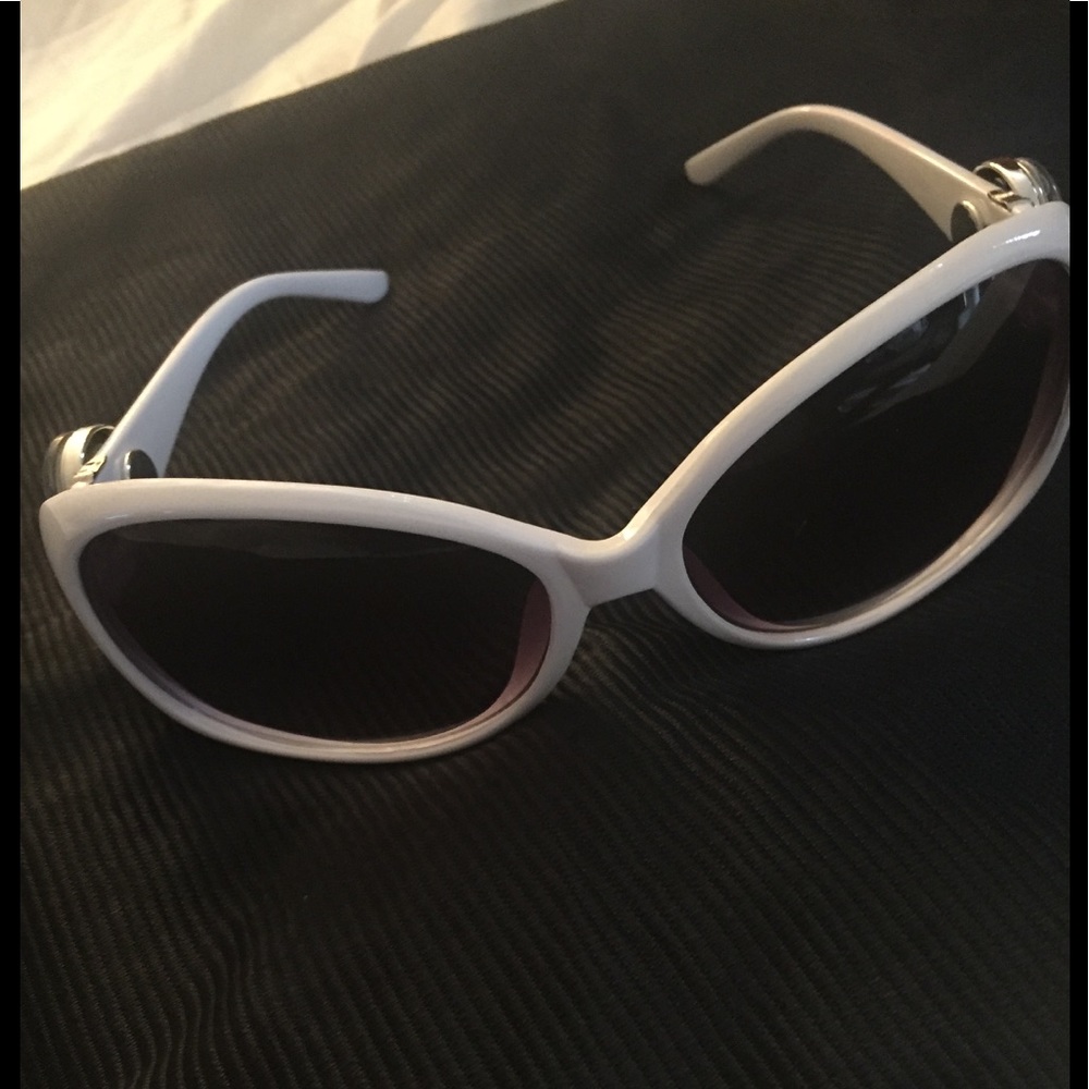 Brand new Alpha Kappa Alpha sunglasses
